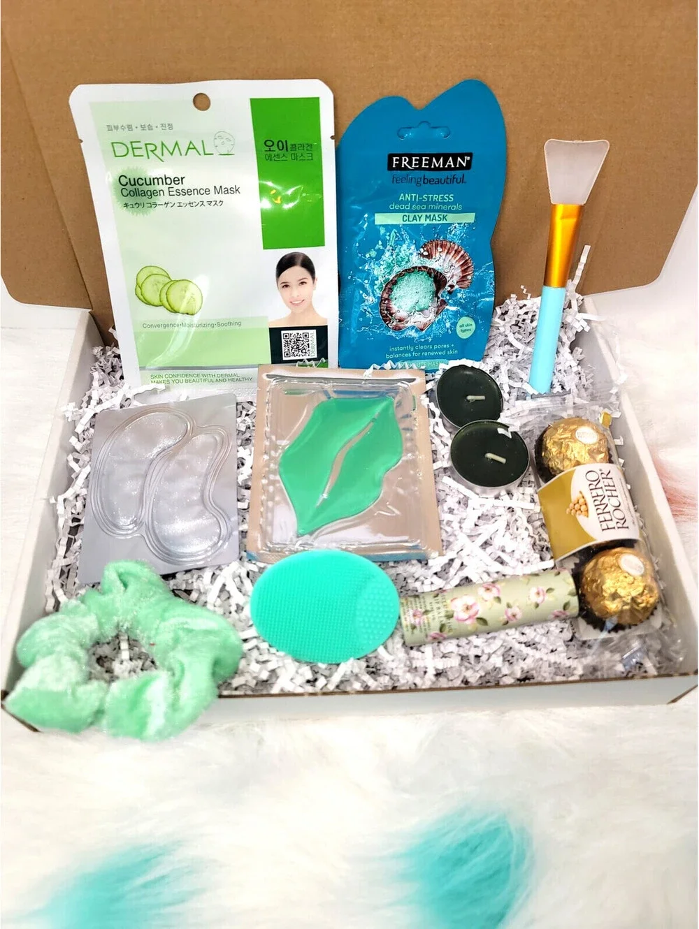 Wmen Gift Box Self-Care Basket and Facial Gift Set